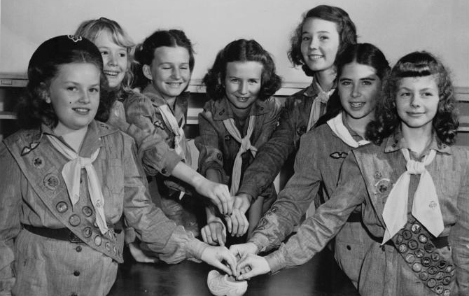 historical girl scouts